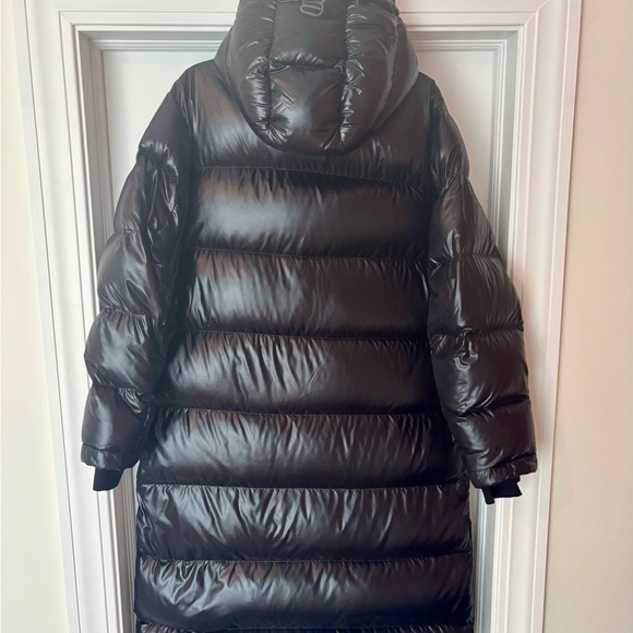 Aritzia The Super Puff™ Long Puffer Coat - Hi-Gloss (Black) - Size XL - Picture 3 of 7